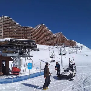 https://studio-sur-les-pistes-la-mongie-tourmalet.midi-pyreneeshotels.com